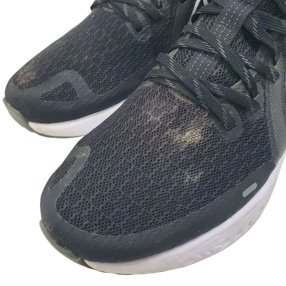 Nike shoes legend